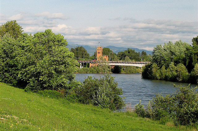 Clark Fork River and the old Milwaukee Railroad Station in Missoula. Photo by Bitterroot, Flickr.